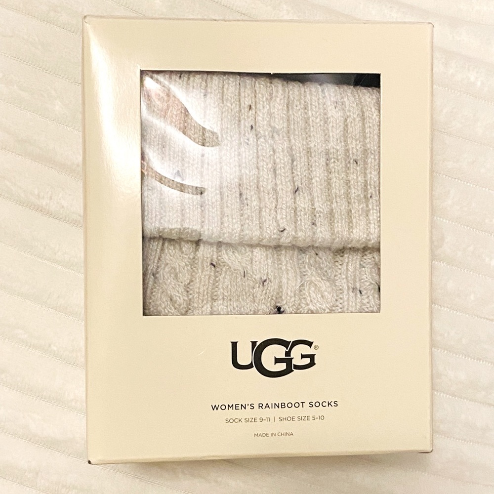 UGG Rainboot Socks Shoe size 5-10 NEW